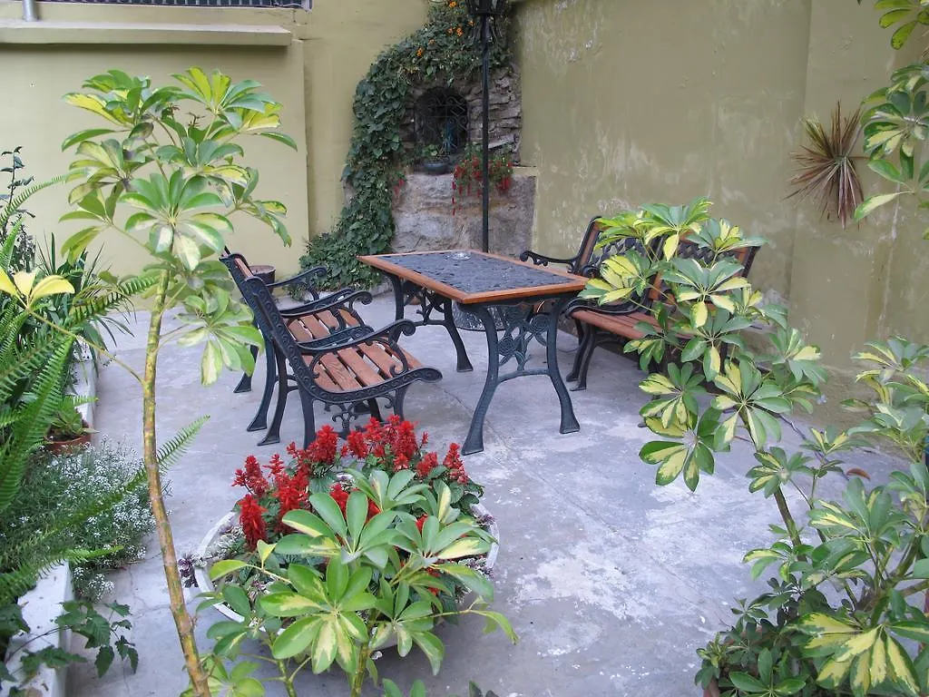 Hotel Cayman Quito