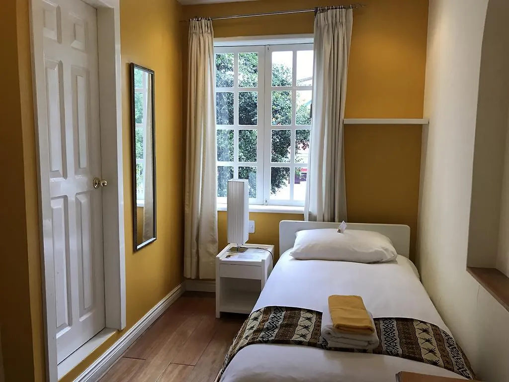 קיטו Hotel Cayman 3*,  אקוודור